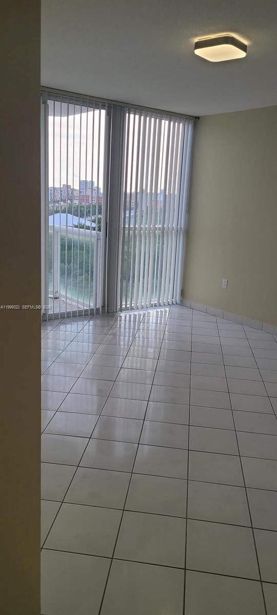 17275 Collins Ave #801 Sunny Isles Beach, FL 33160