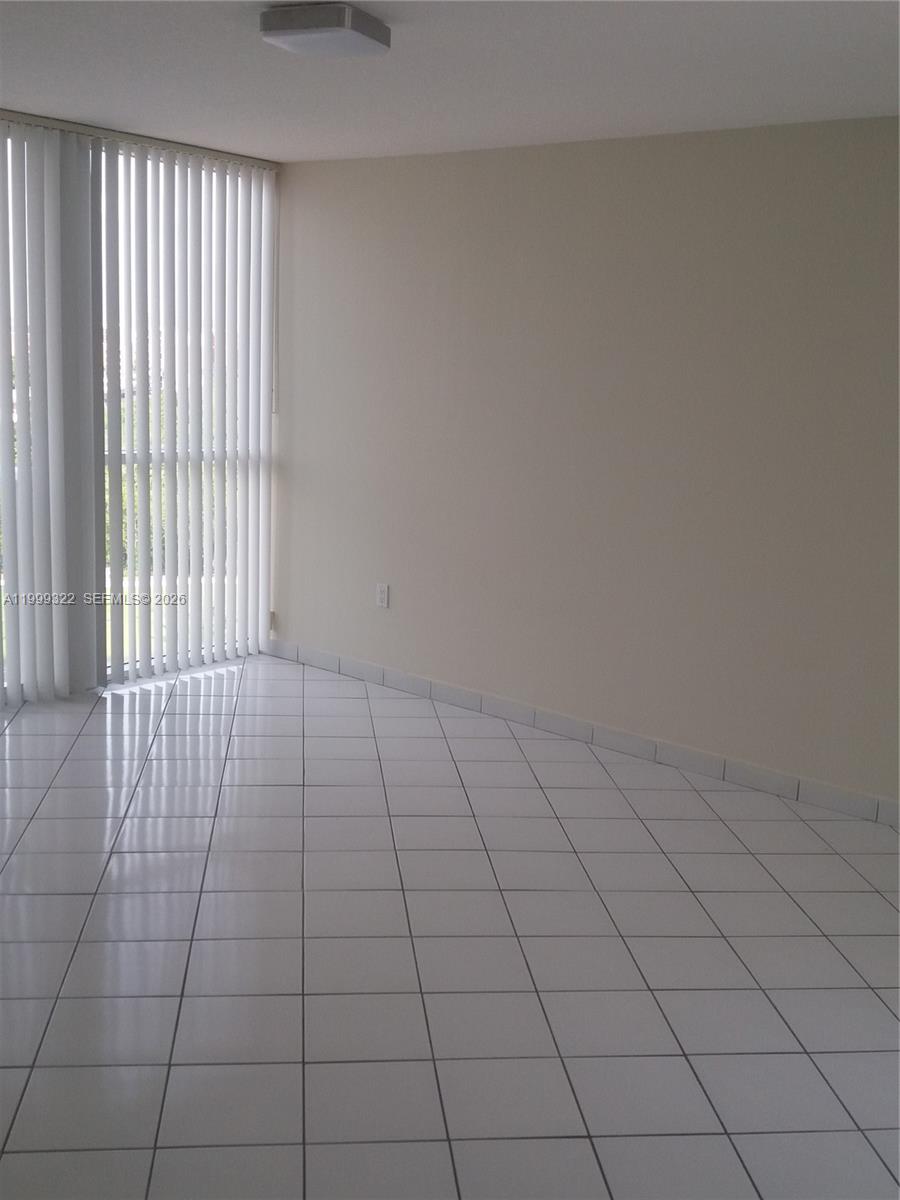 17275 Collins Ave #801 Sunny Isles Beach, FL 33160