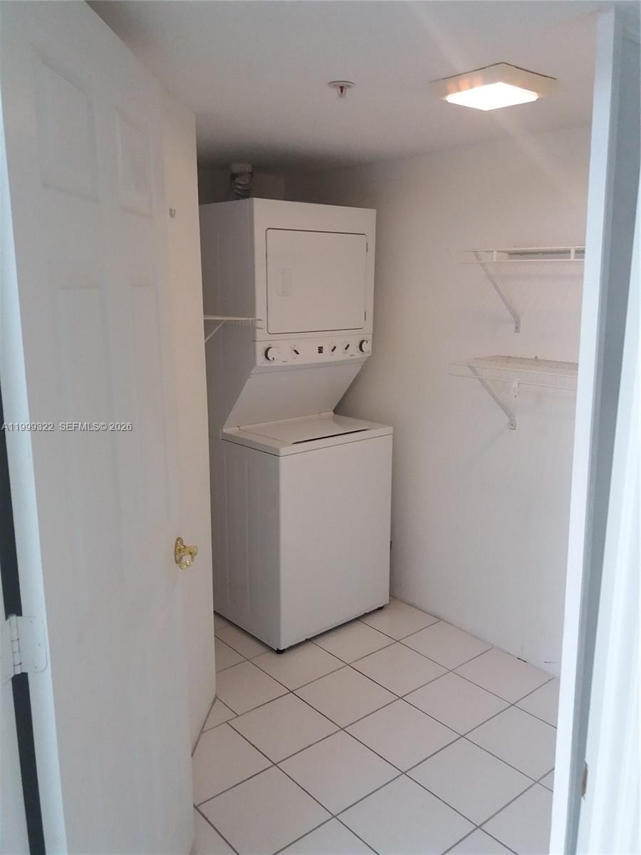 17275 Collins Ave #801 Sunny Isles Beach, FL 33160