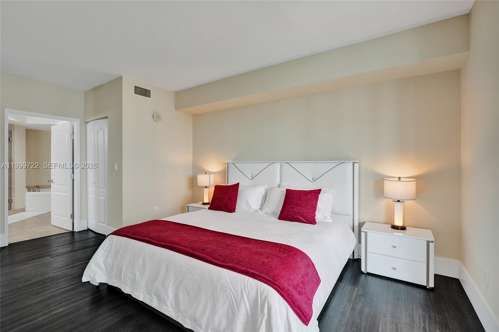 image King David Condo18