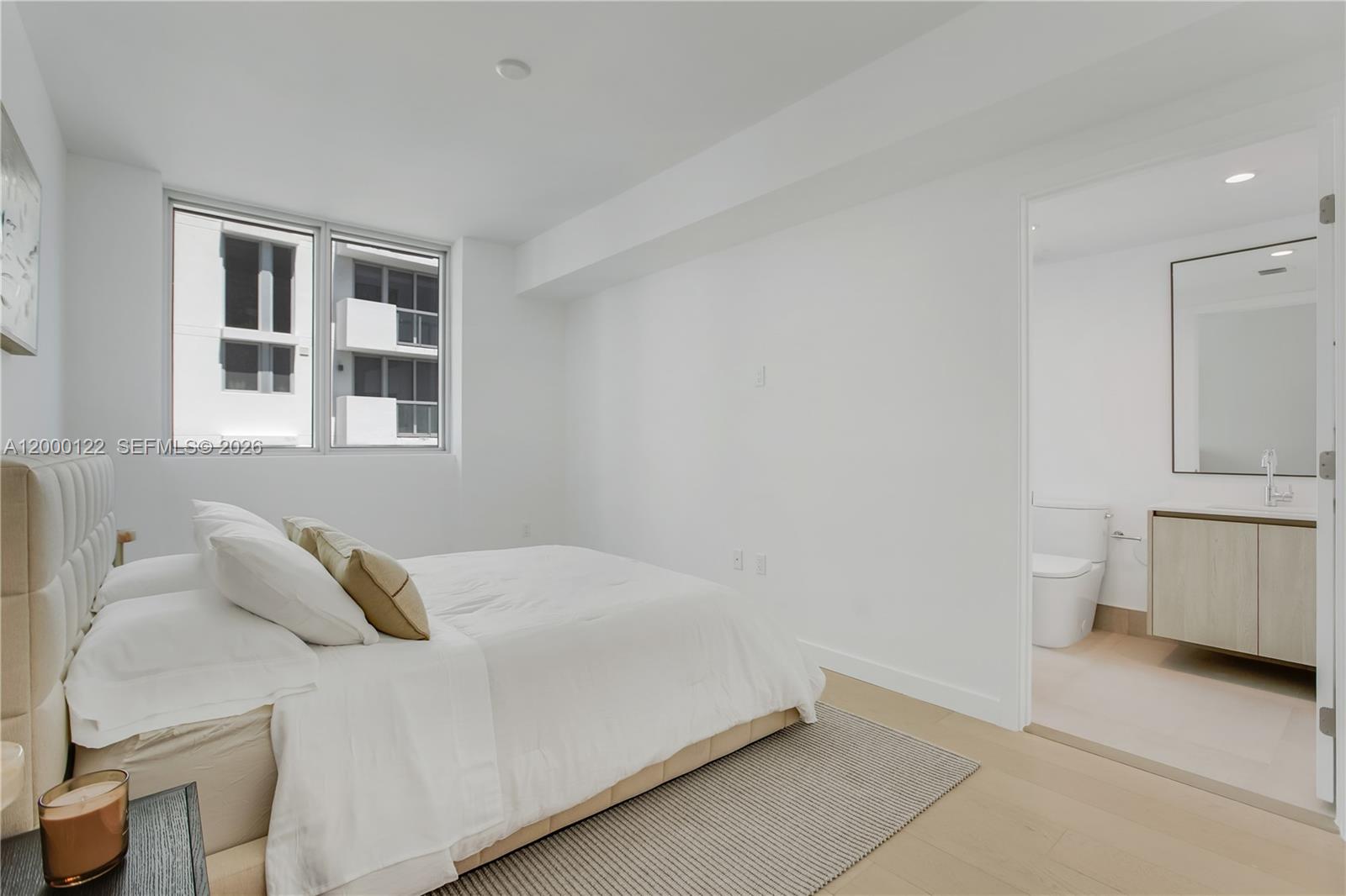 Undisclosed Address Bay Harbor Islands, FL 33154