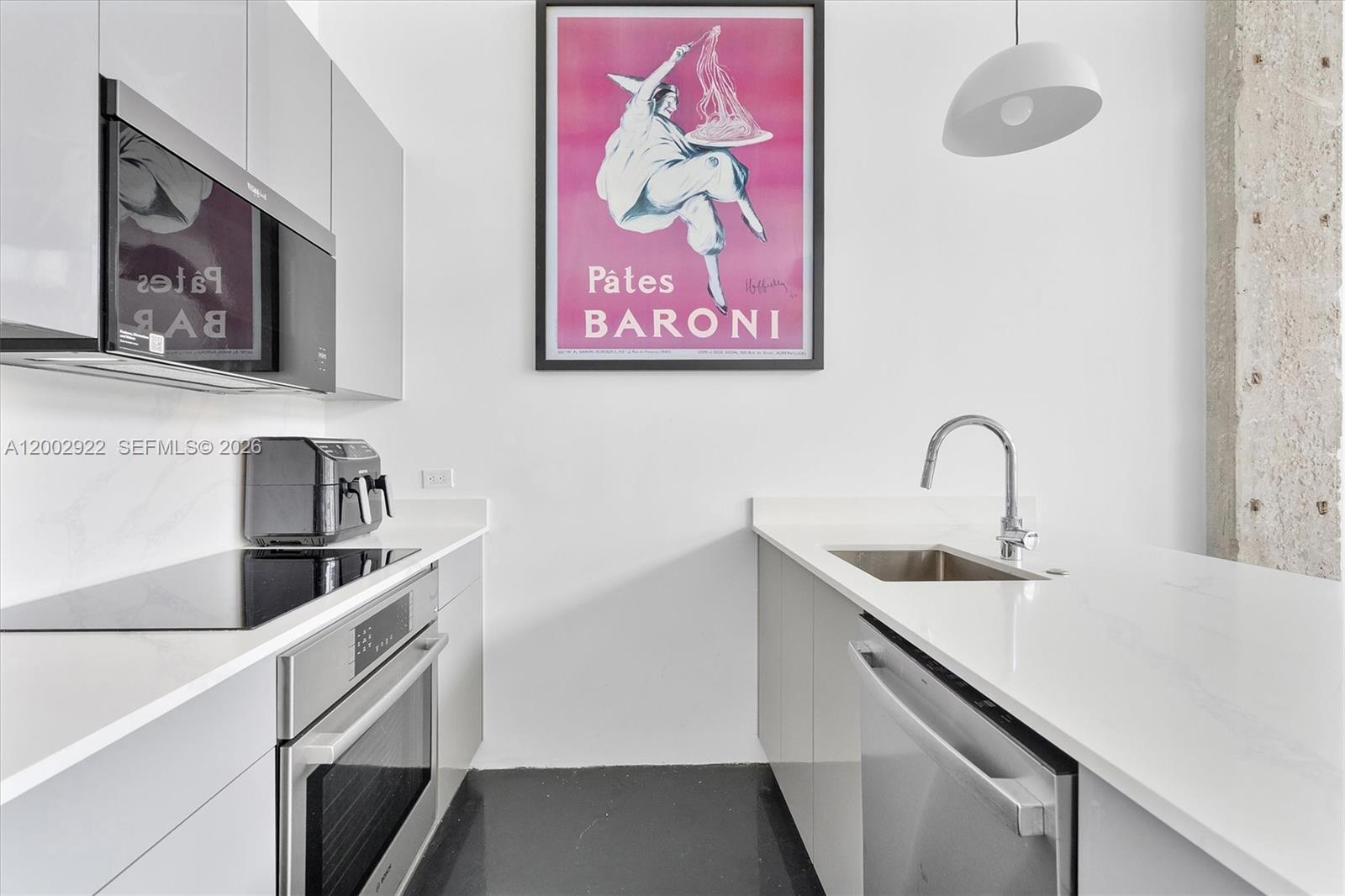 8101 Biscayne Blvd #R-306 Miami, FL 33138