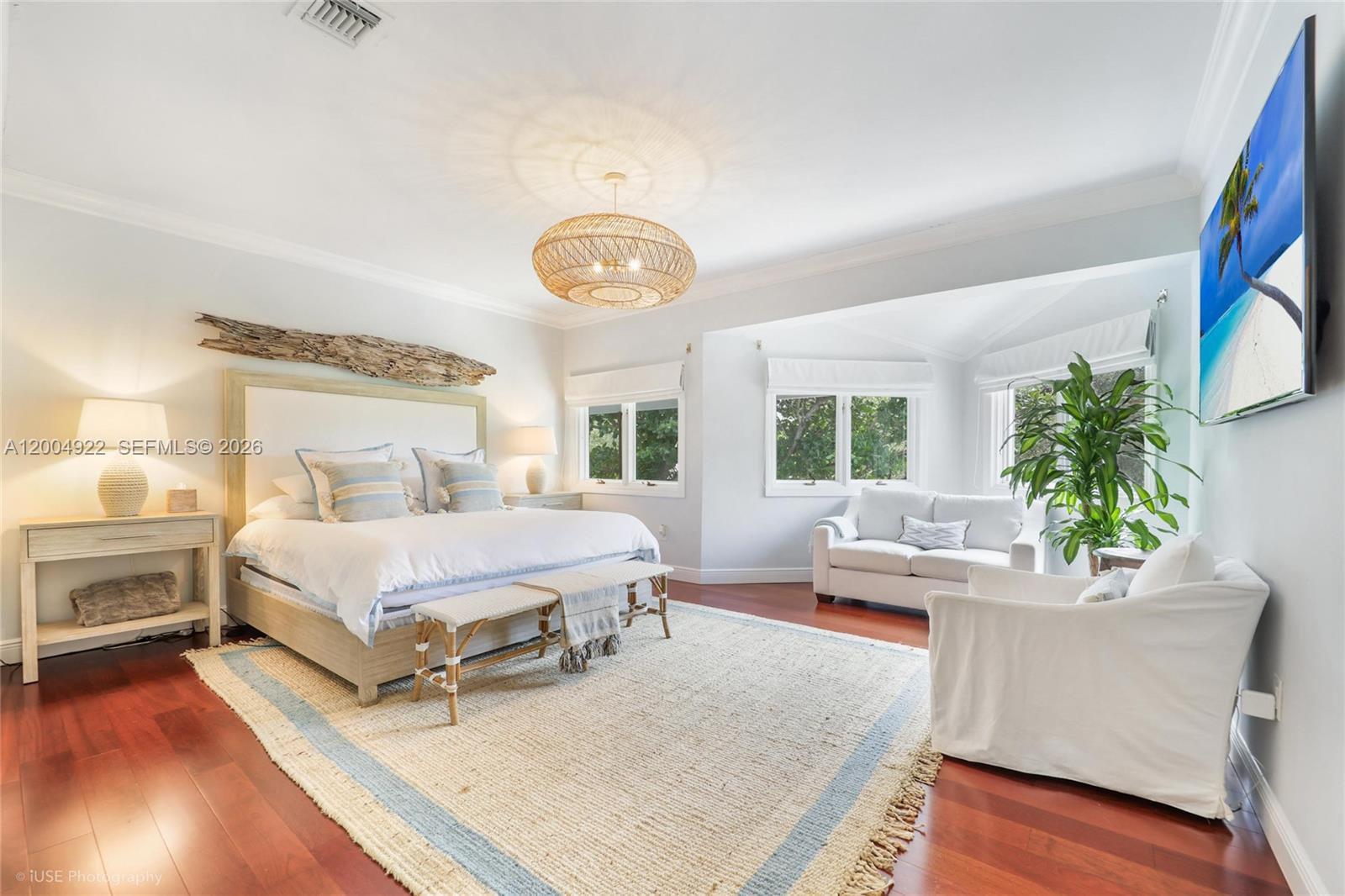 2449 S Bayshore Dr Miami, FL 33133