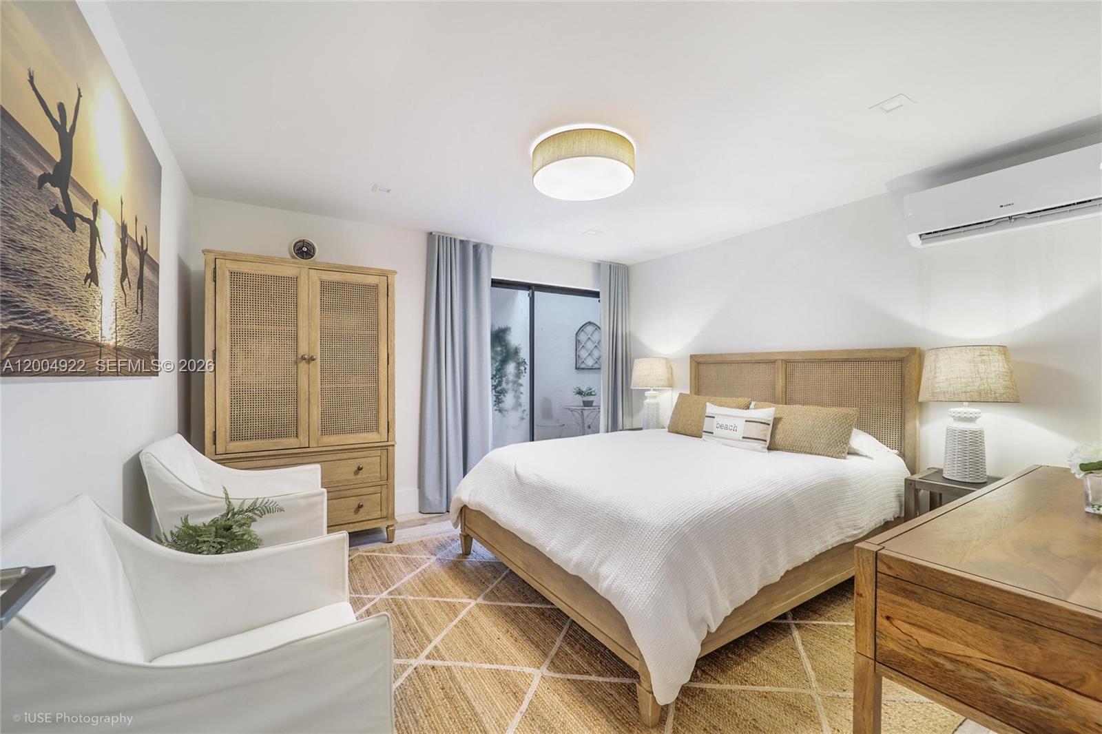 2449 S Bayshore Dr Miami, FL 33133