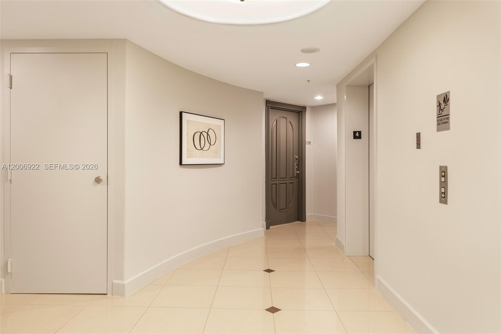 3370 Hidden Bay Dr #409 Aventura, FL 33180