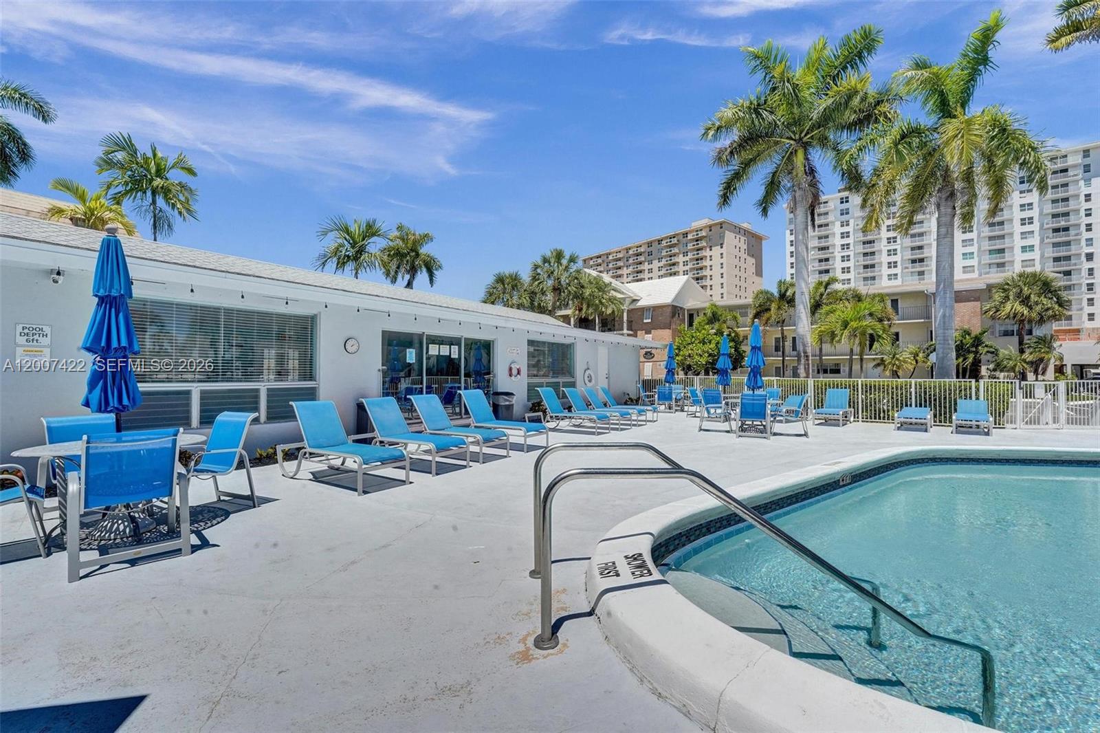 455 Paradise Isle Blvd #104 Hallandale Beach, FL 33009