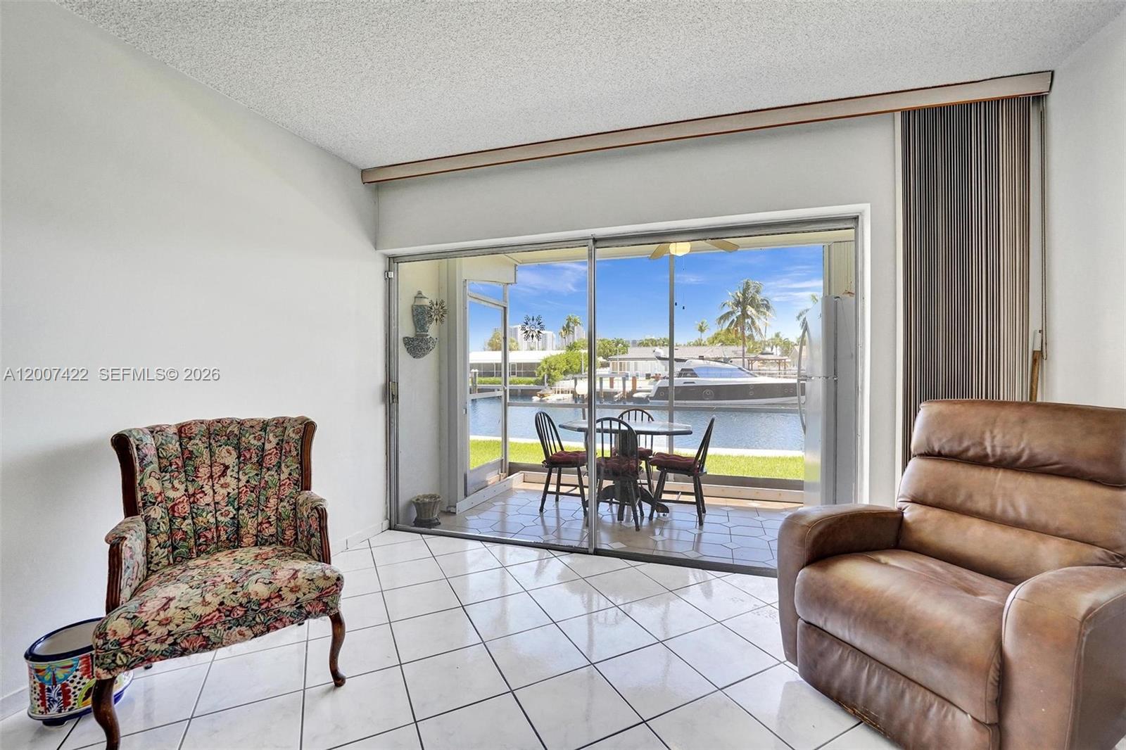 455 Paradise Isle Blvd #104 Hallandale Beach, FL 33009