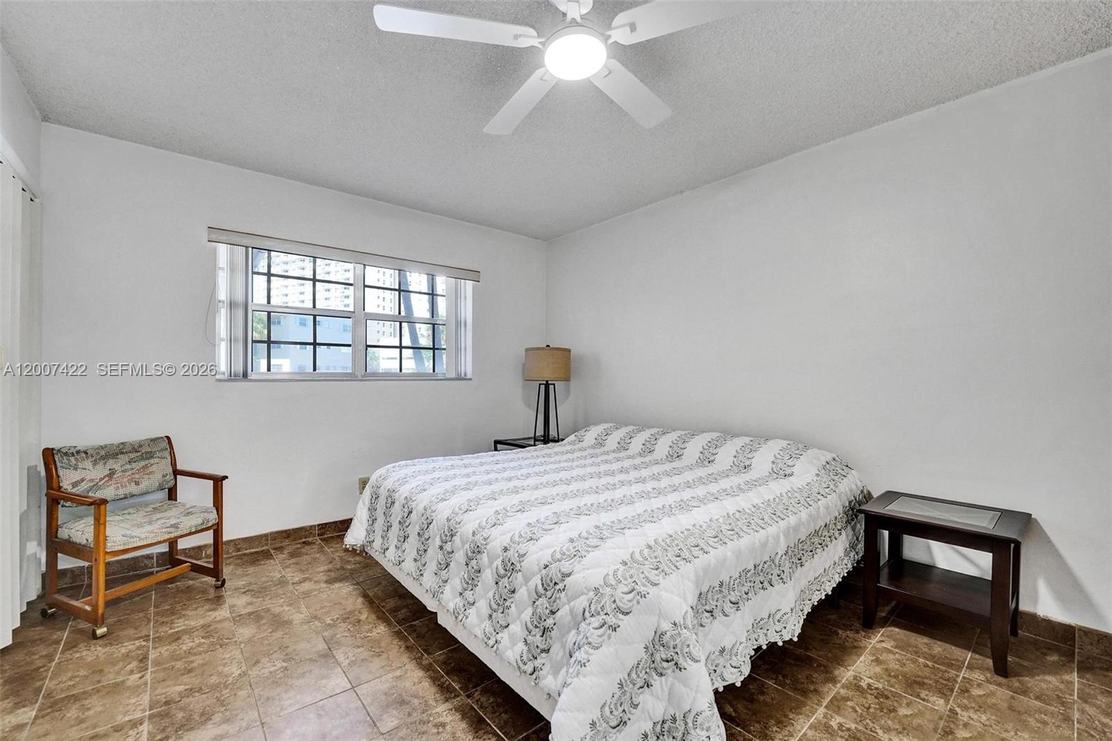 455 Paradise Isle Blvd #104 Hallandale Beach, FL 33009