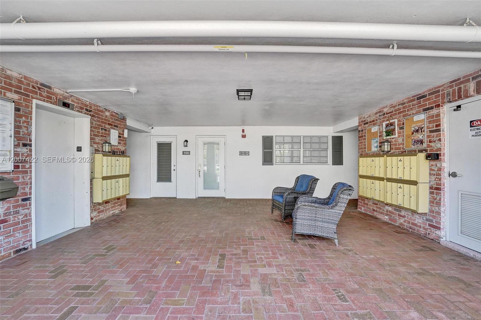 455 Paradise Isle Blvd #104 Hallandale Beach, FL 33009