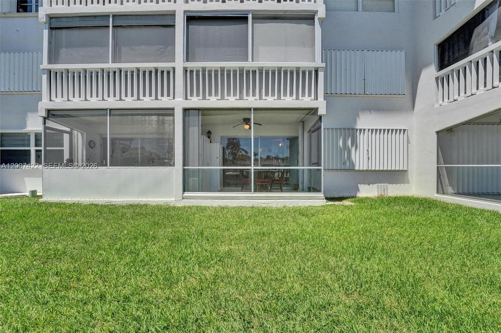455 Paradise Isle Blvd #104 Hallandale Beach, FL 33009