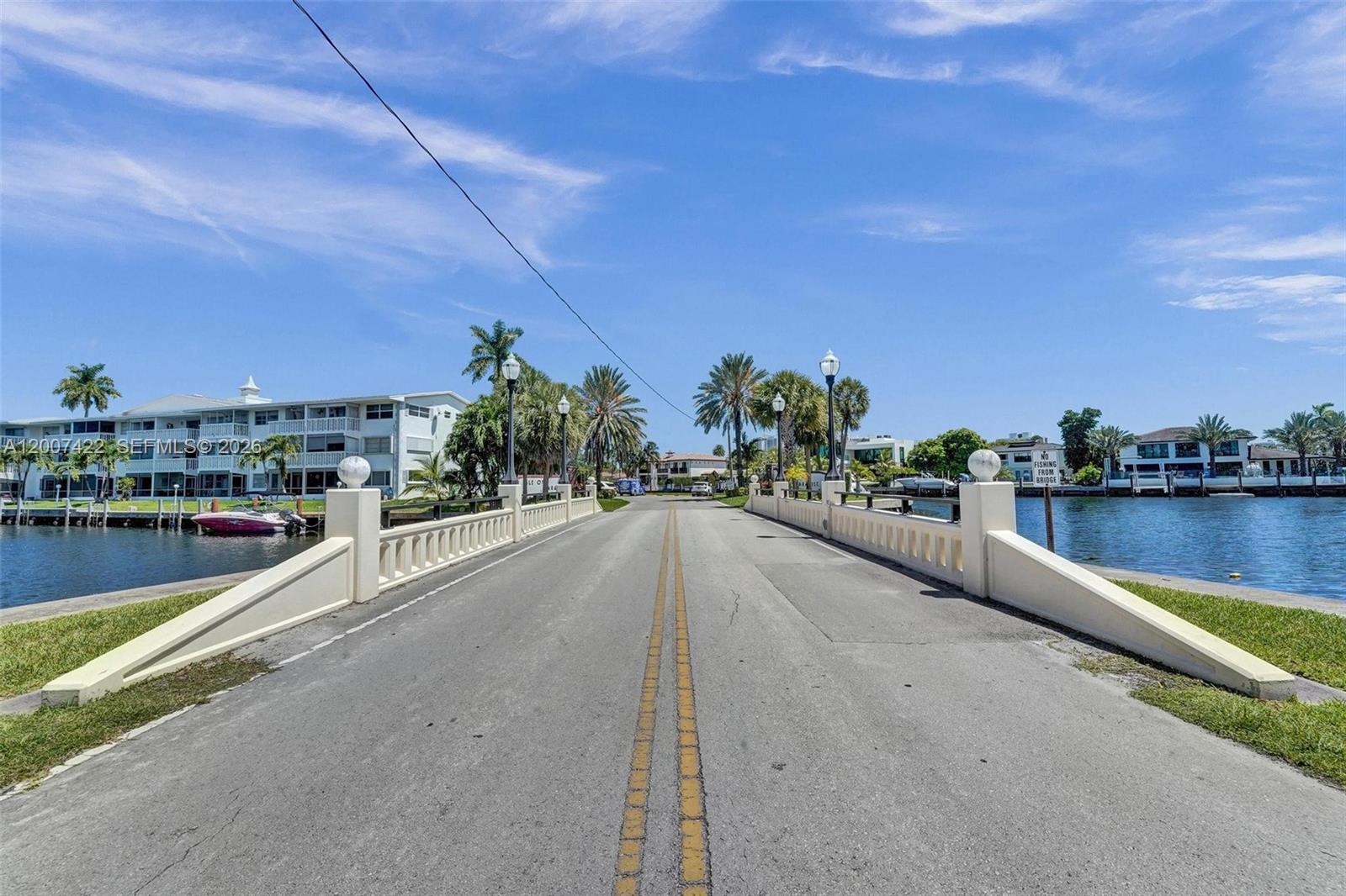 455 Paradise Isle Blvd #104 Hallandale Beach, FL 33009