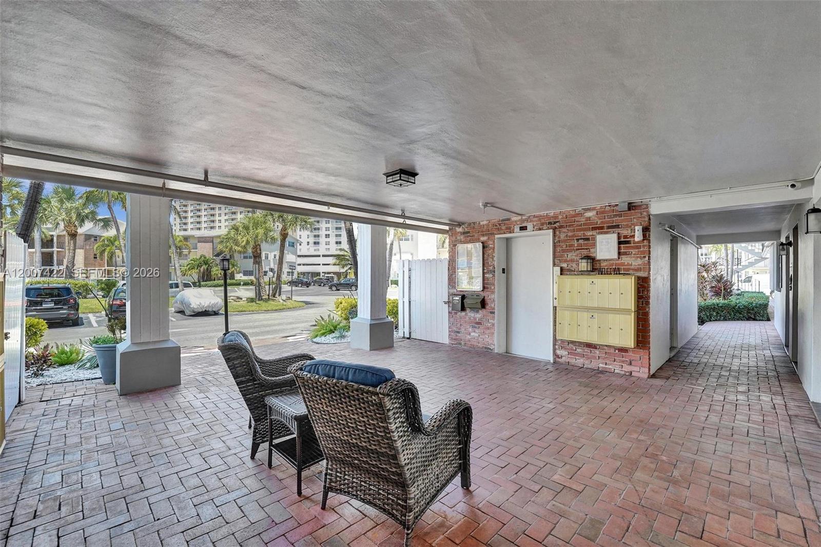 455 Paradise Isle Blvd #104 Hallandale Beach, FL 33009