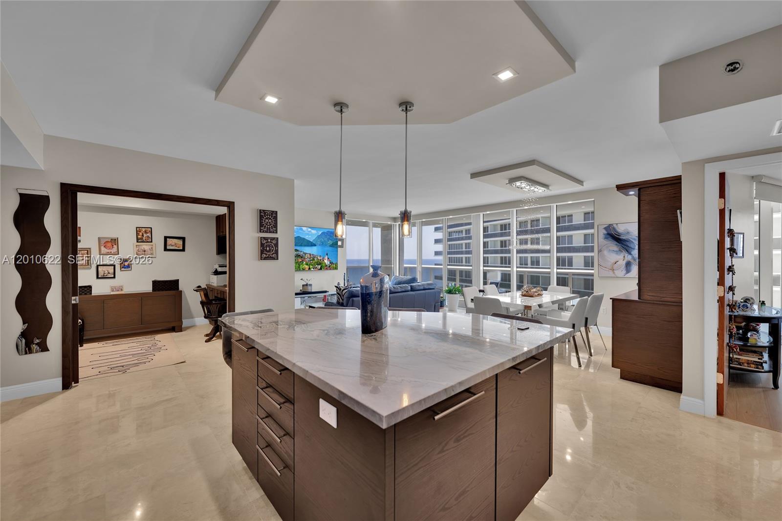 1800 S Ocean Dr #2205 Hallandale Beach, FL 33009