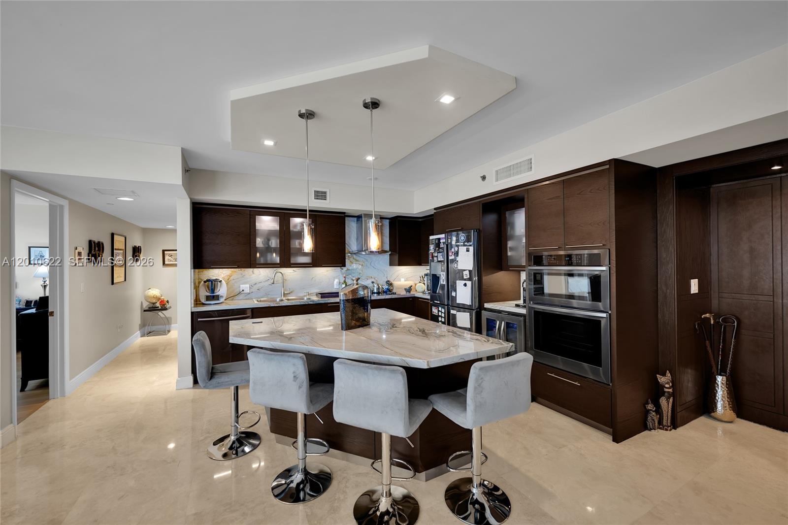 1800 S Ocean Dr #2205 Hallandale Beach, FL 33009