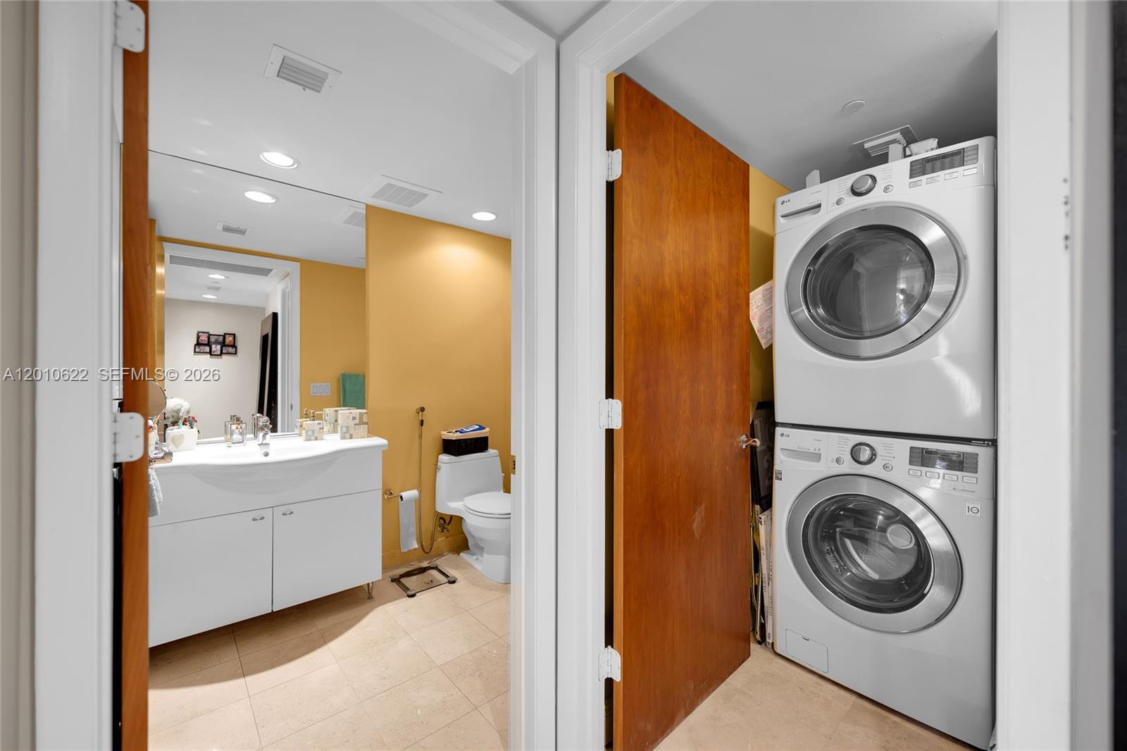 1800 S Ocean Dr #2205 Hallandale Beach, FL 33009