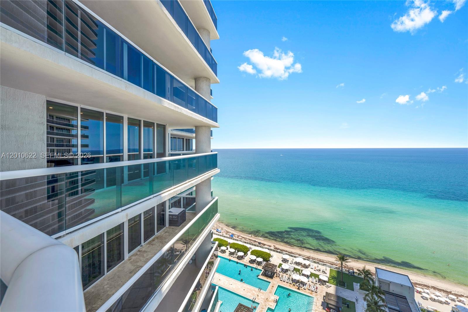 1800 S Ocean Dr #2205 Hallandale Beach, FL 33009