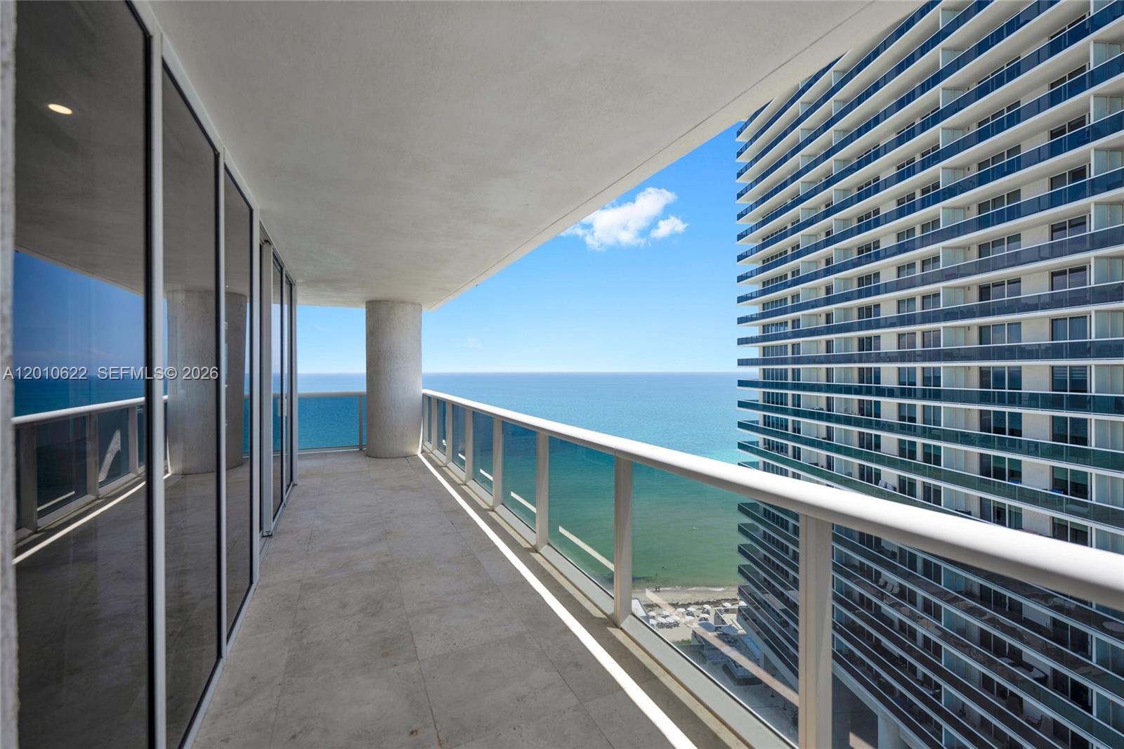 1800 S Ocean Dr #2205 Hallandale Beach, FL 33009