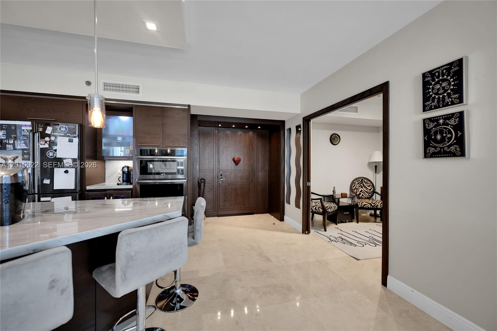 1800 S Ocean Dr #2205 Hallandale Beach, FL 33009