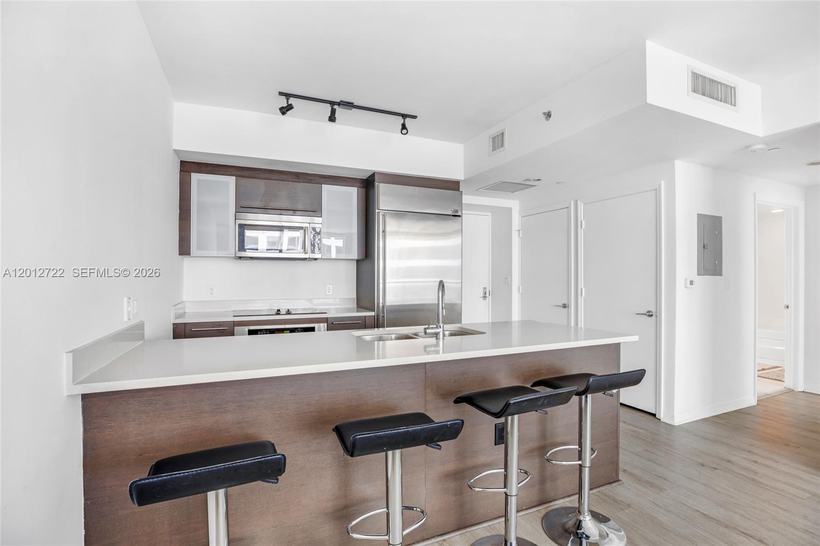 500 Brickell Ave #2508 Miami, FL 33131