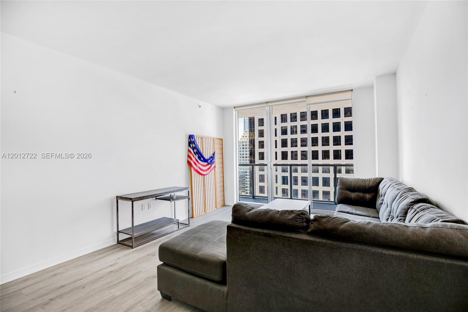 500 Brickell Ave #2508 Miami, FL 33131