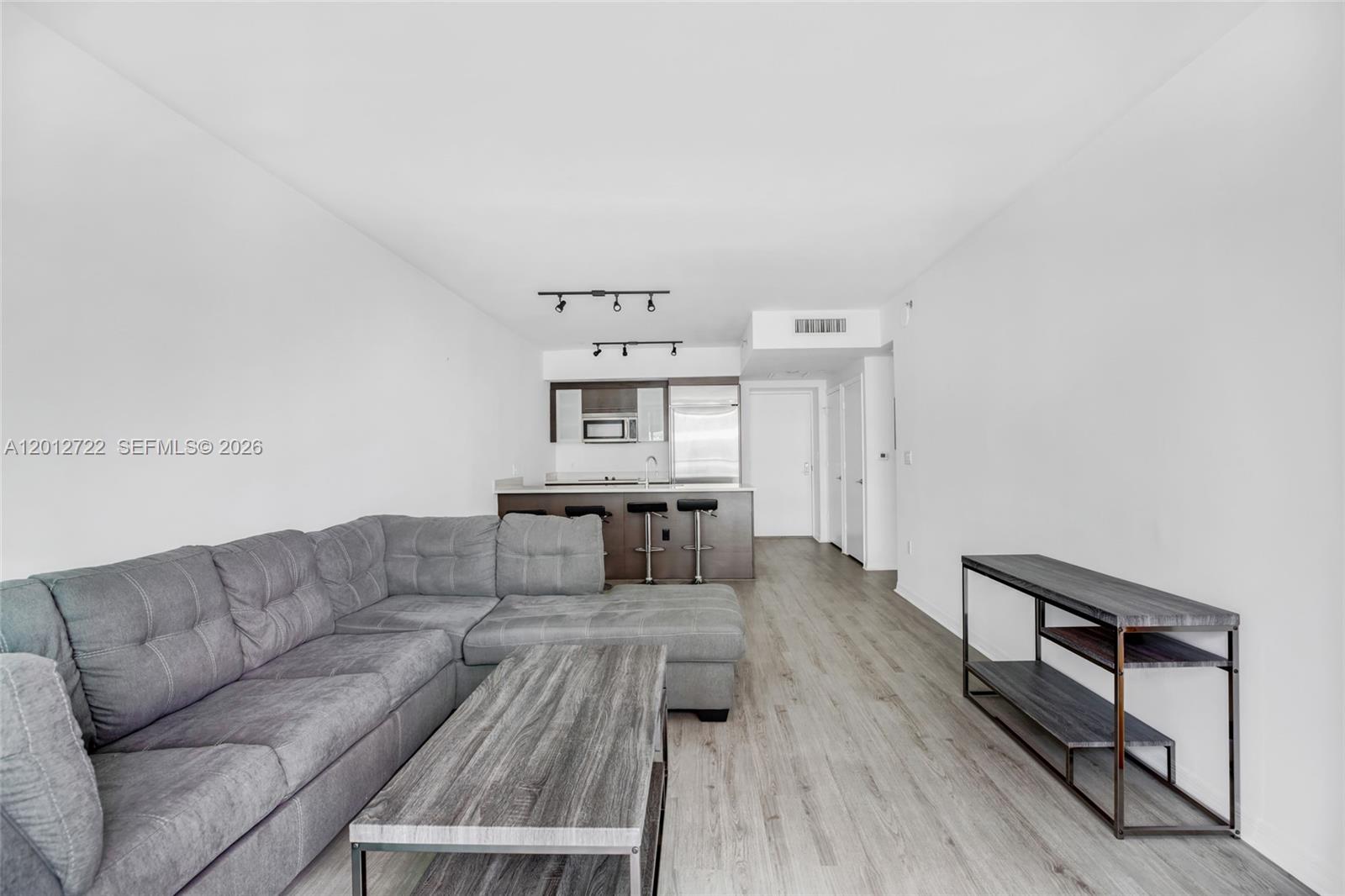 500 Brickell Ave #2508 Miami, FL 33131