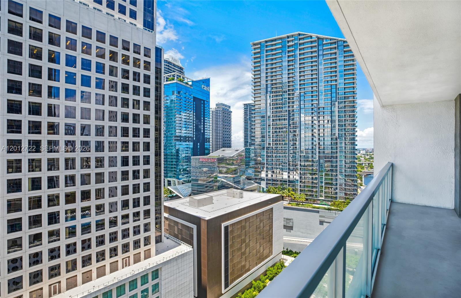 500 Brickell Ave #2508 Miami, FL 33131