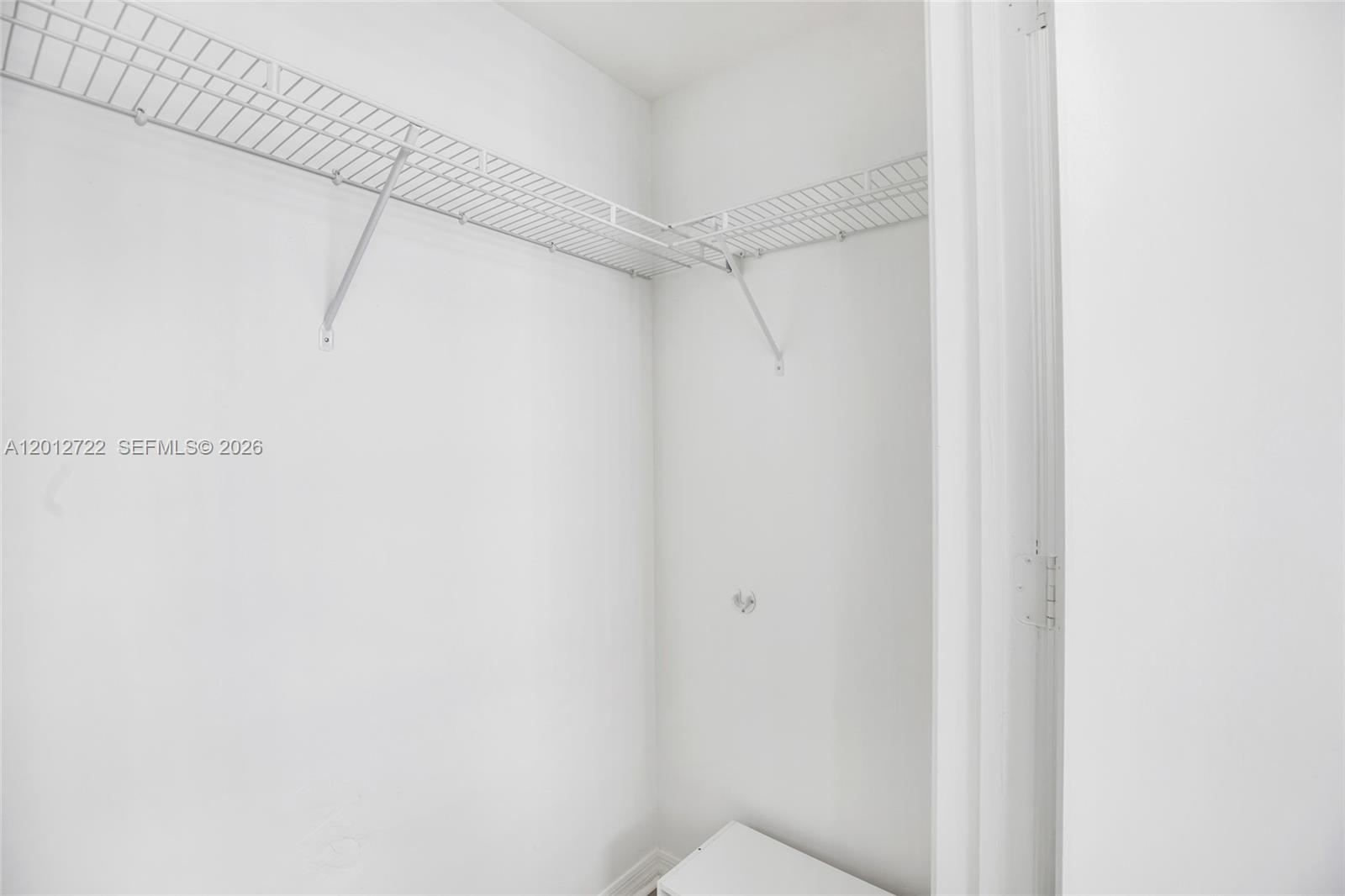500 Brickell Ave #2508 Miami, FL 33131