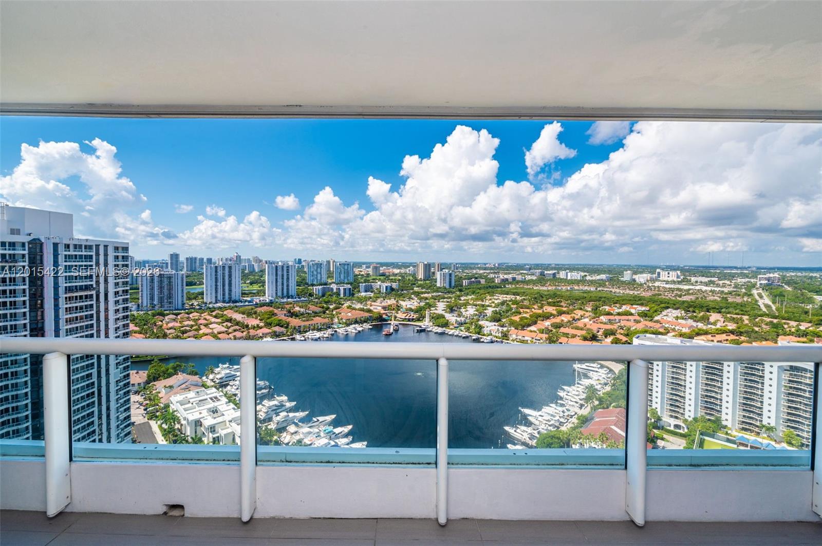 21205 Yacht Clb Dr #3107 Aventura, FL 33180