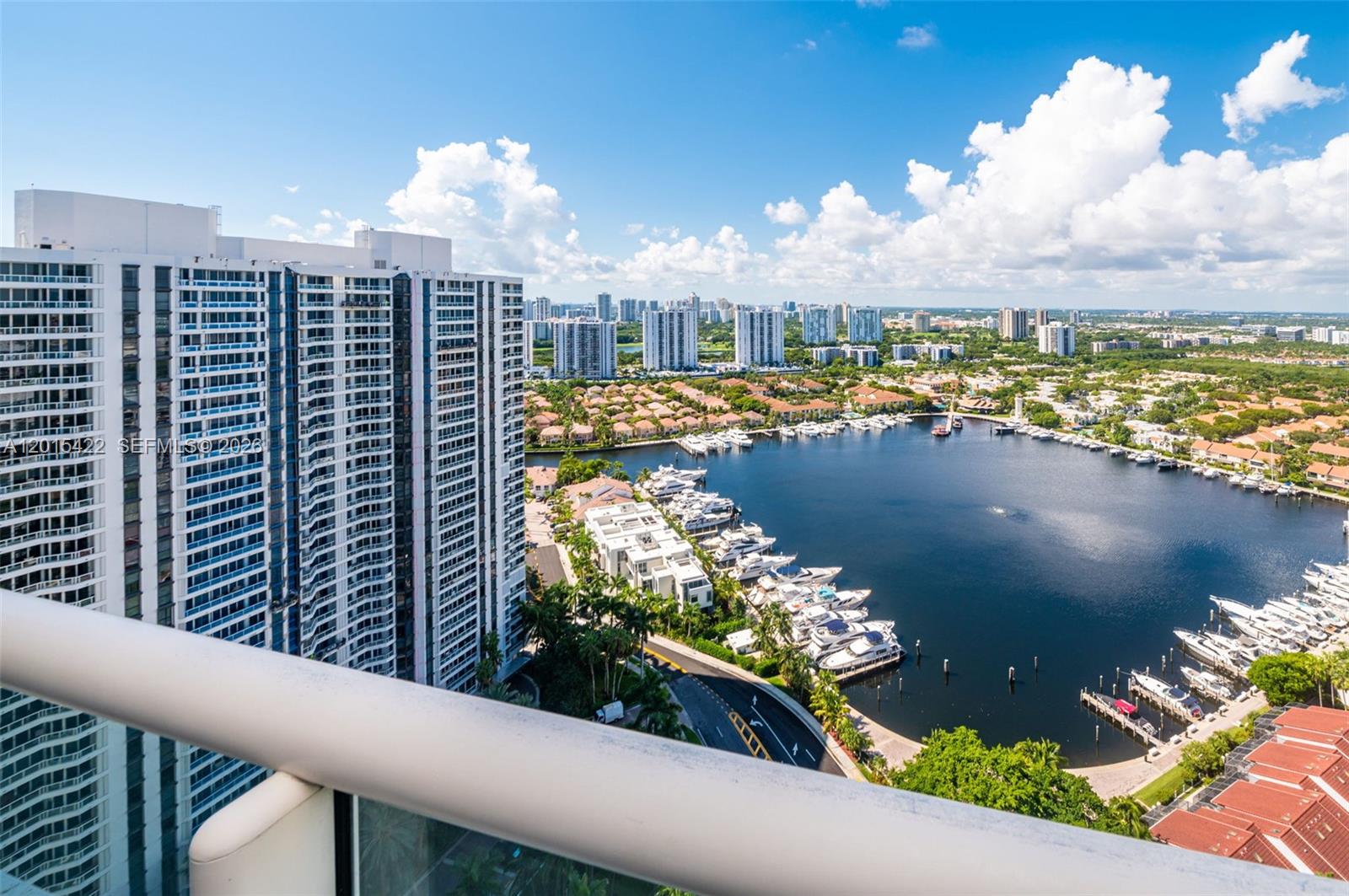 21205 Yacht Clb Dr #3107 Aventura, FL 33180