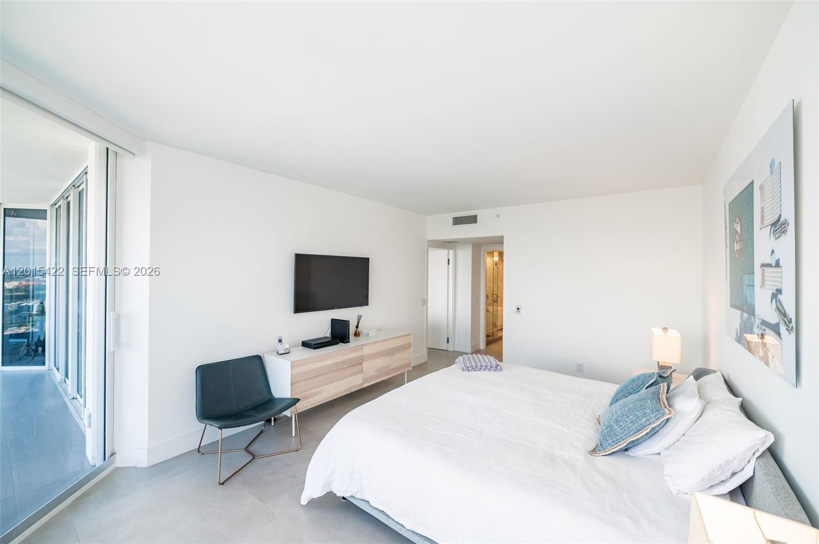 21205 Yacht Clb Dr #3107 Aventura, FL 33180