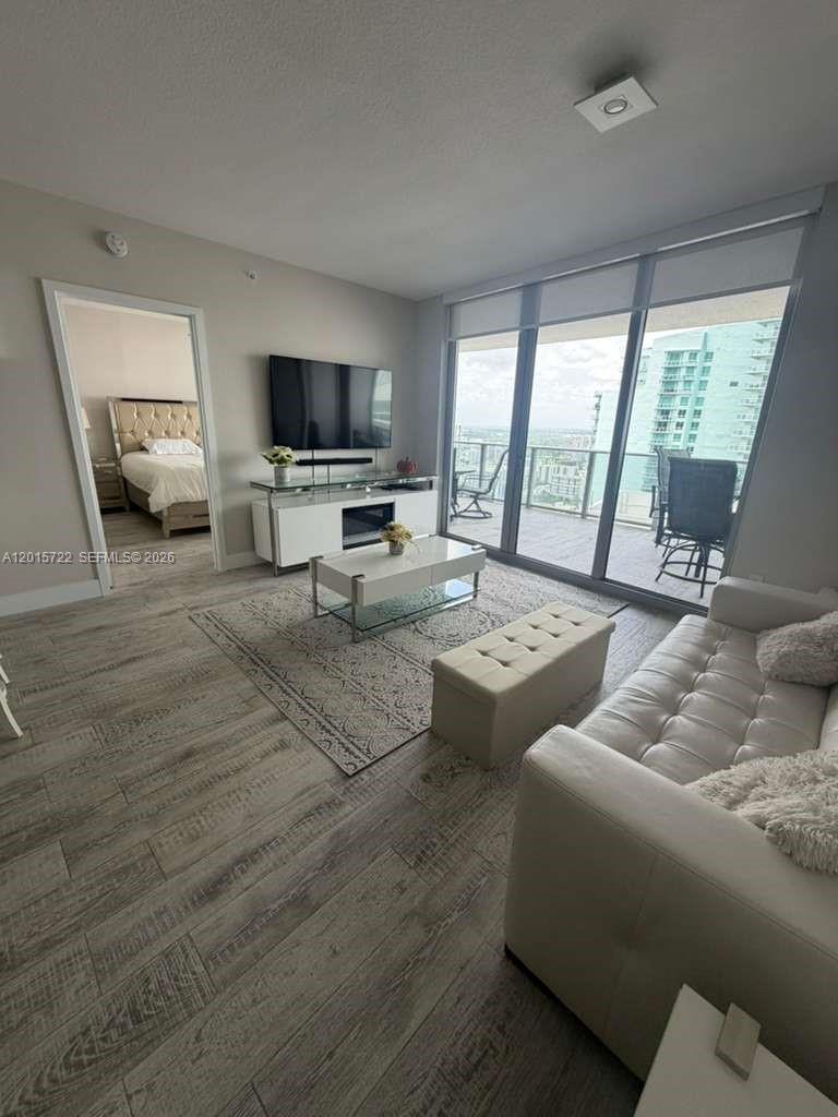 image Aria on the Bay6