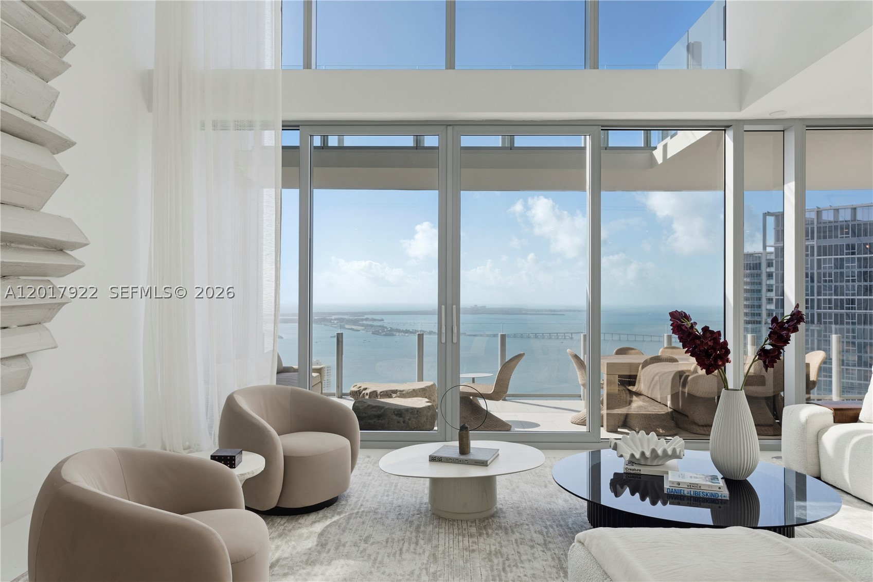 image Aston Martin Residences0