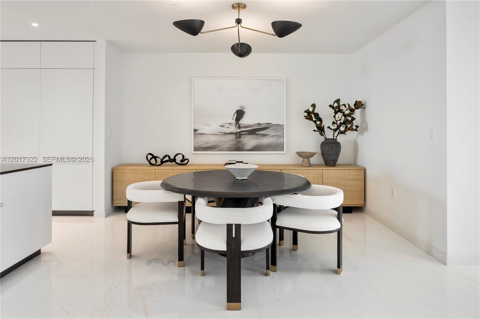300 Biscayne Blvd #5002E Miami, FL 33131