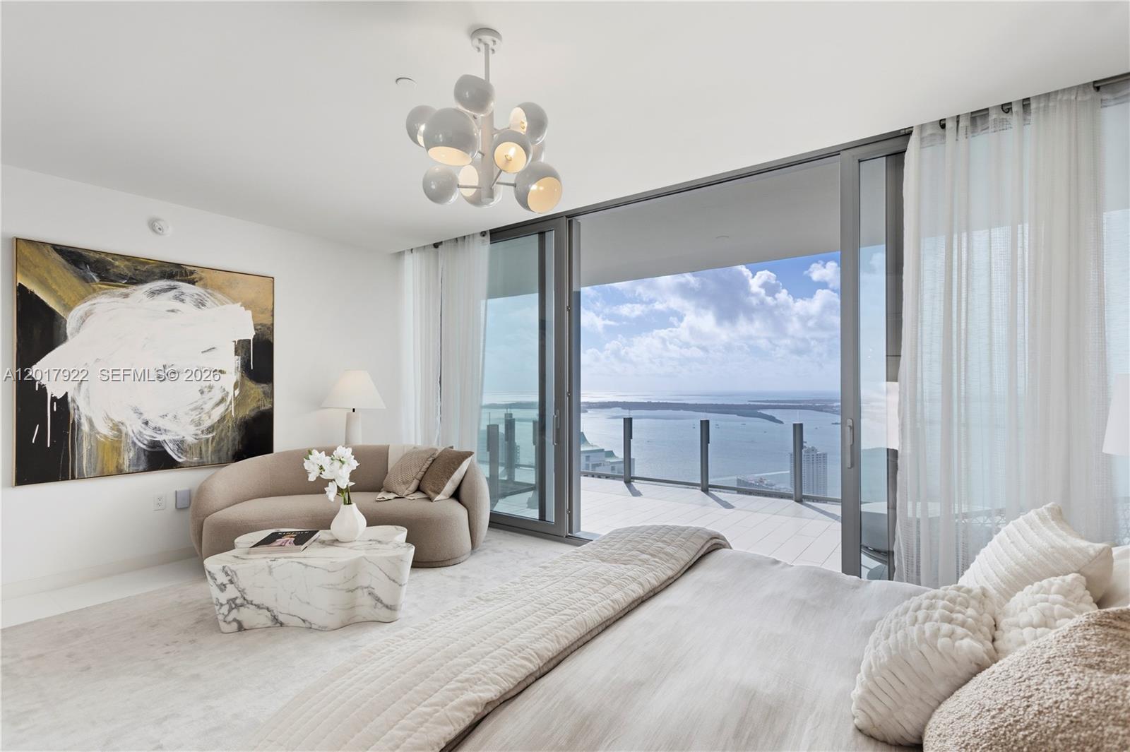 300 Biscayne Blvd #5002E Miami, FL 33131