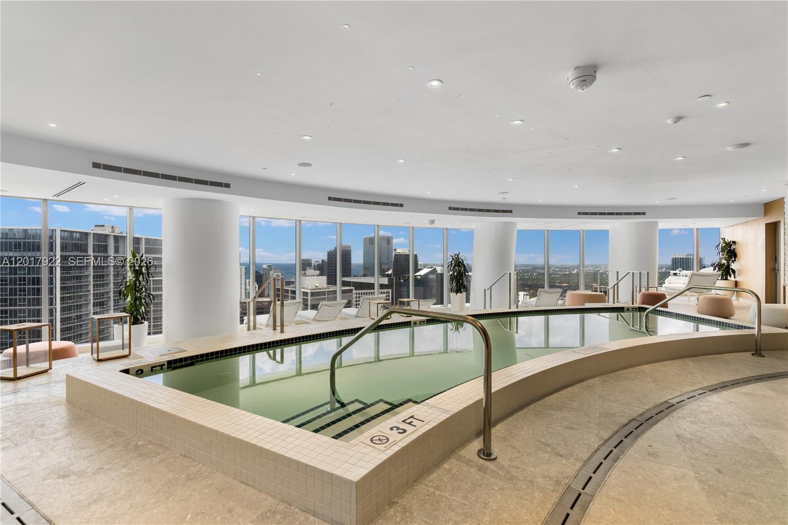 300 Biscayne Blvd #5002E Miami, FL 33131