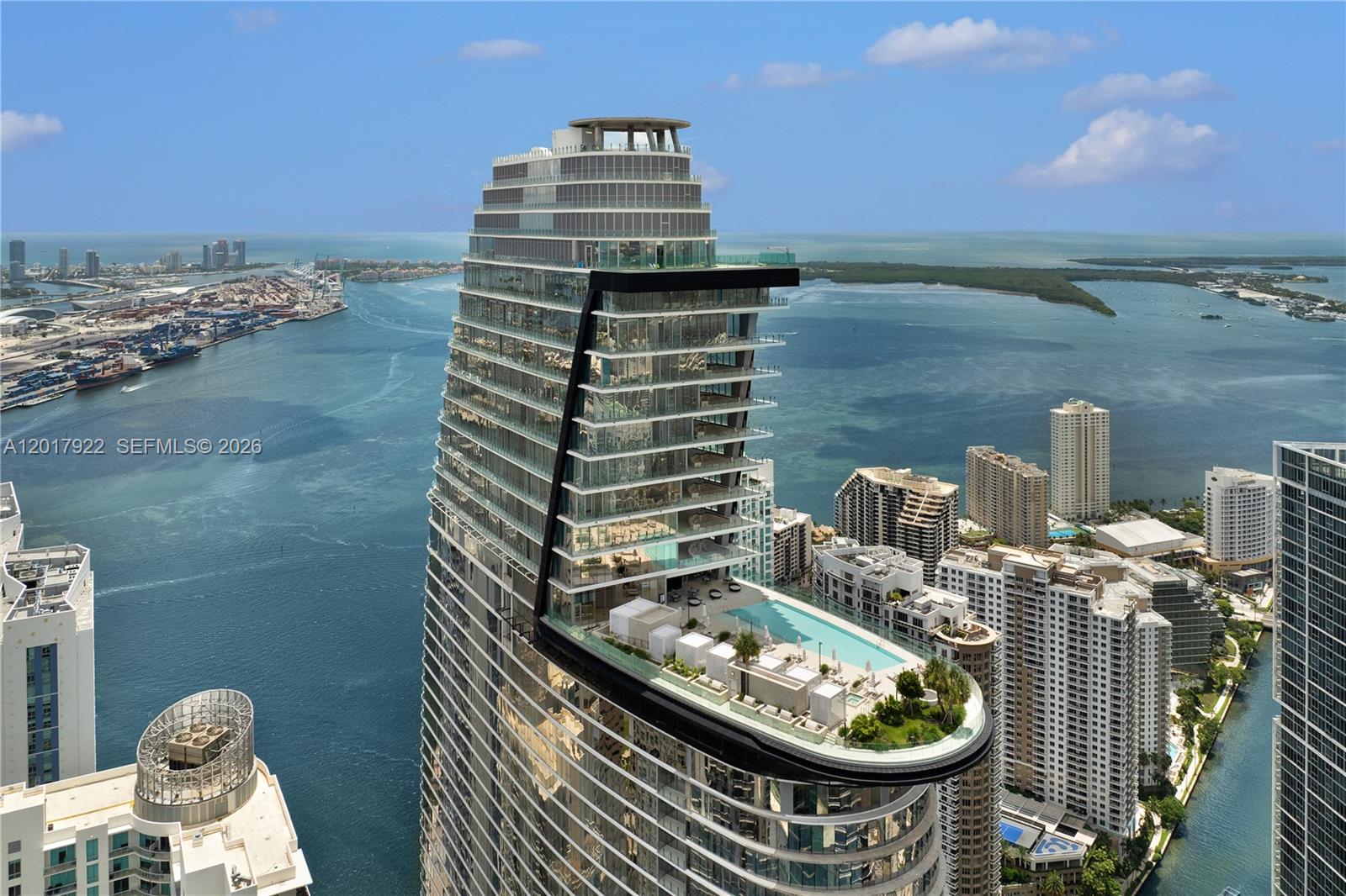 300 Biscayne Blvd #5002E Miami, FL 33131