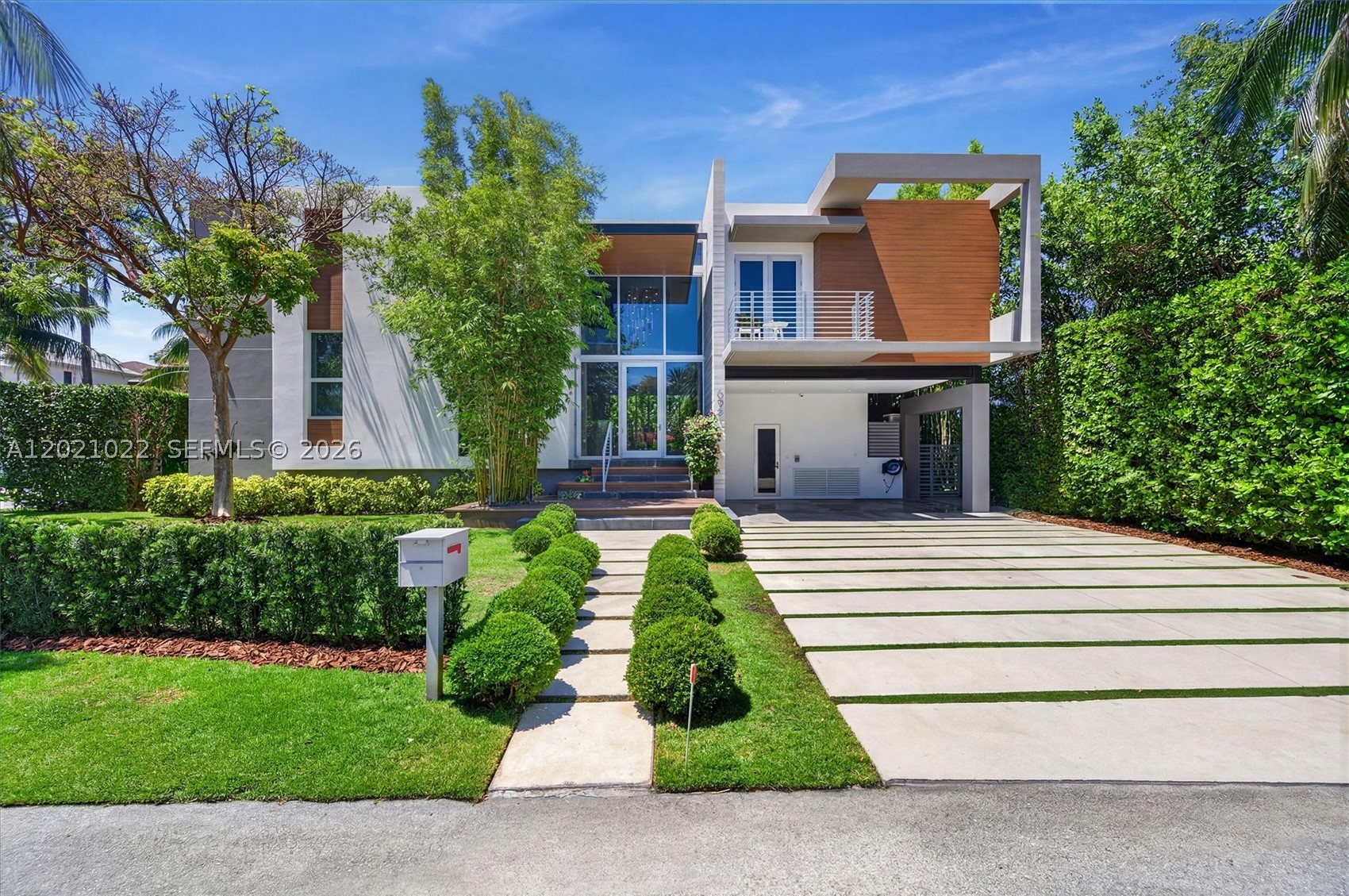 625 Curtiswood Dr
