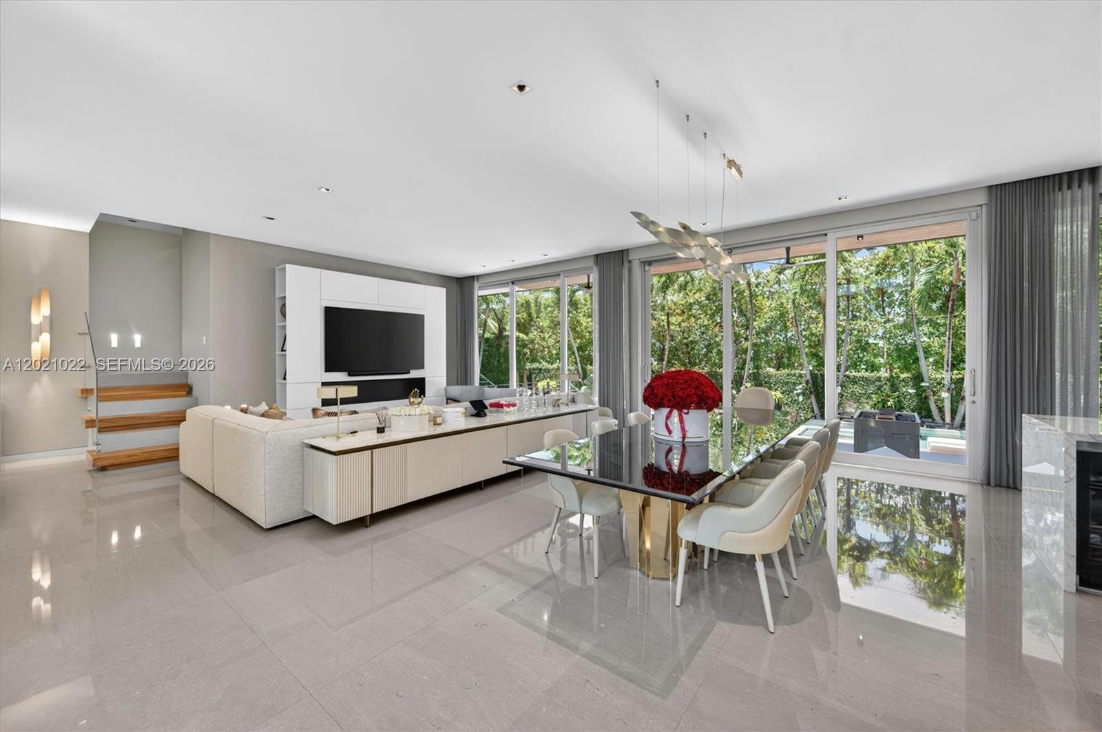 625 Curtiswood Dr Key Biscayne, FL 33149