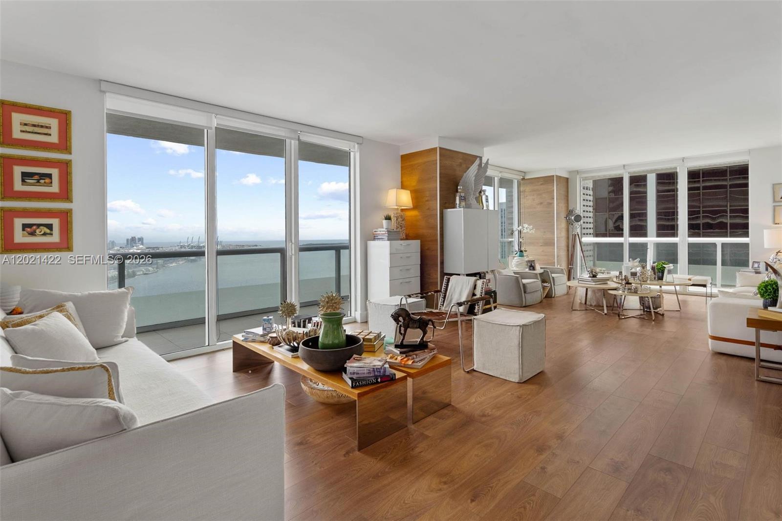 50 Biscayne Blvd #3510 Miami, FL 33132