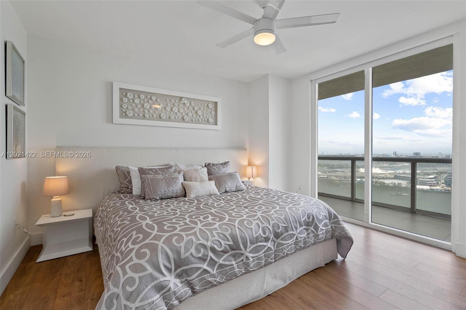 50 Biscayne Blvd #3510 Miami, FL 33132