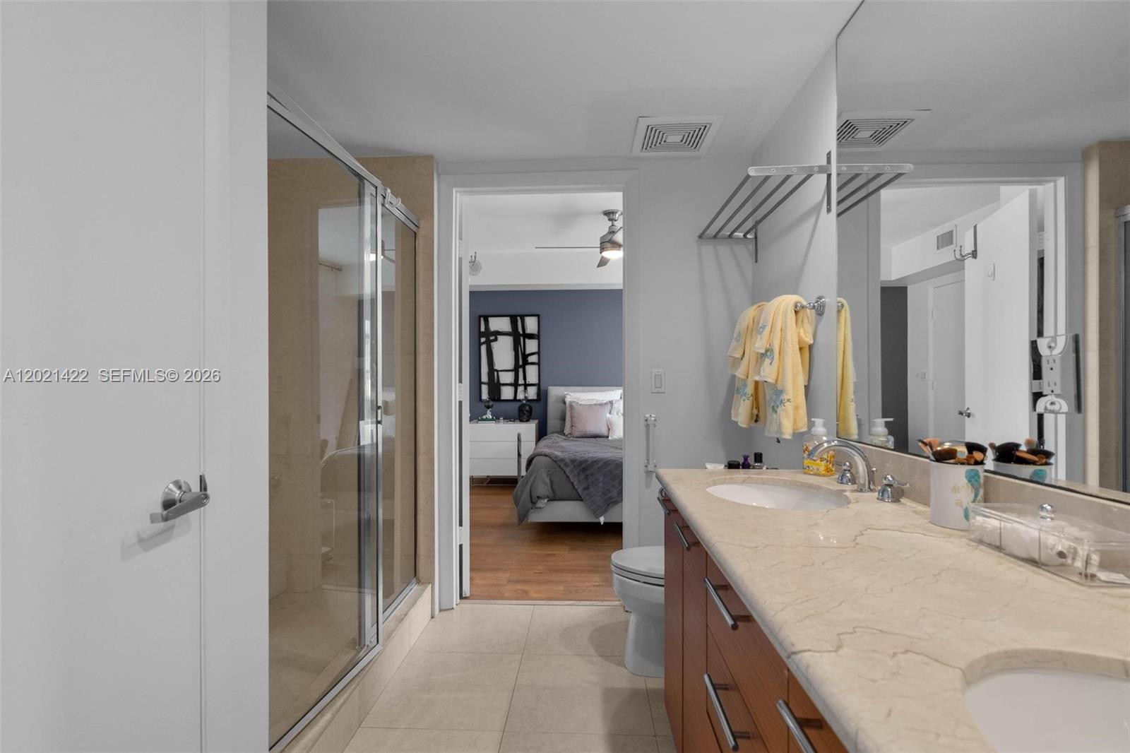 50 Biscayne Blvd #3510 Miami, FL 33132
