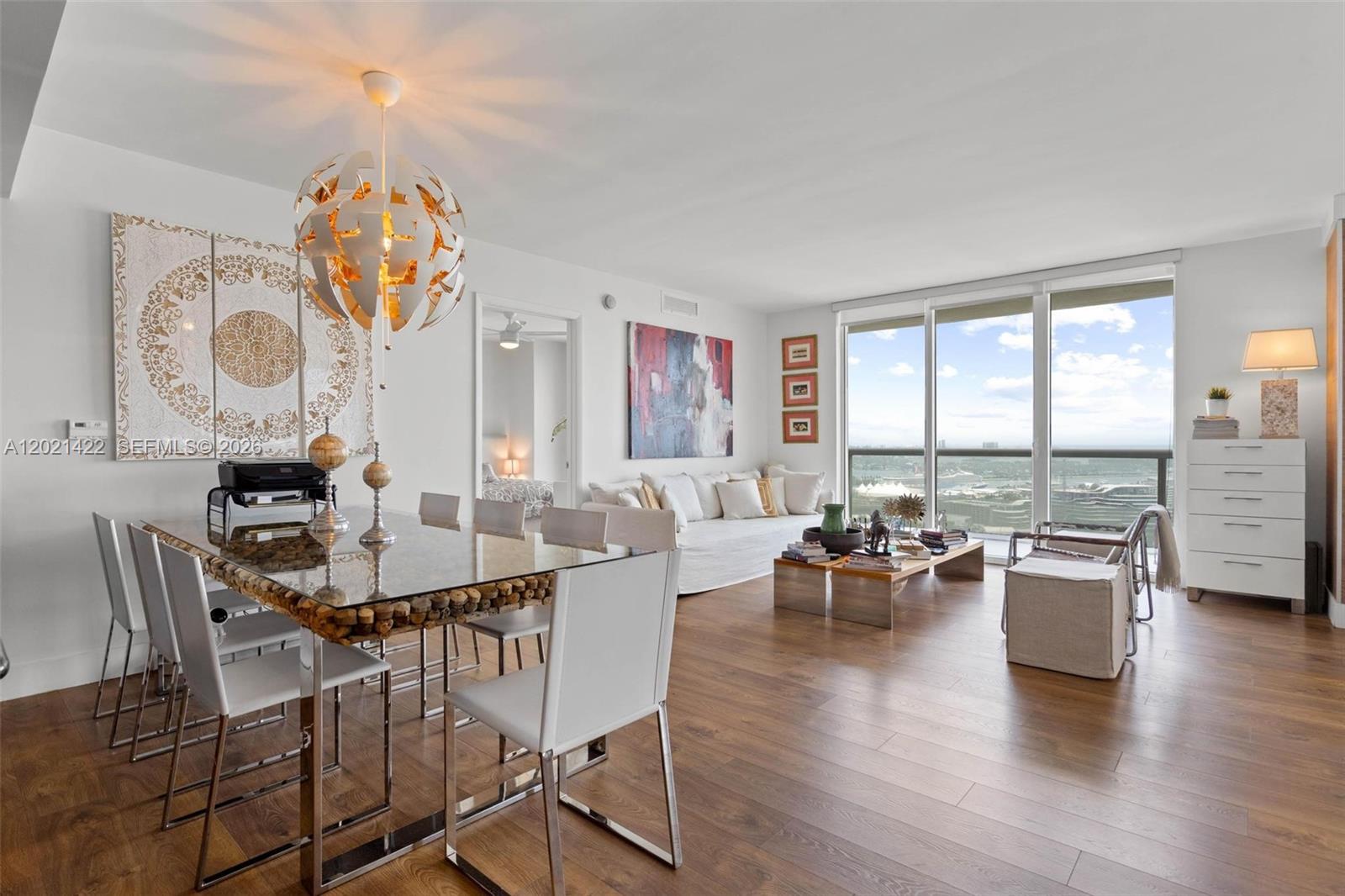 50 Biscayne Blvd #3510 Miami, FL 33132