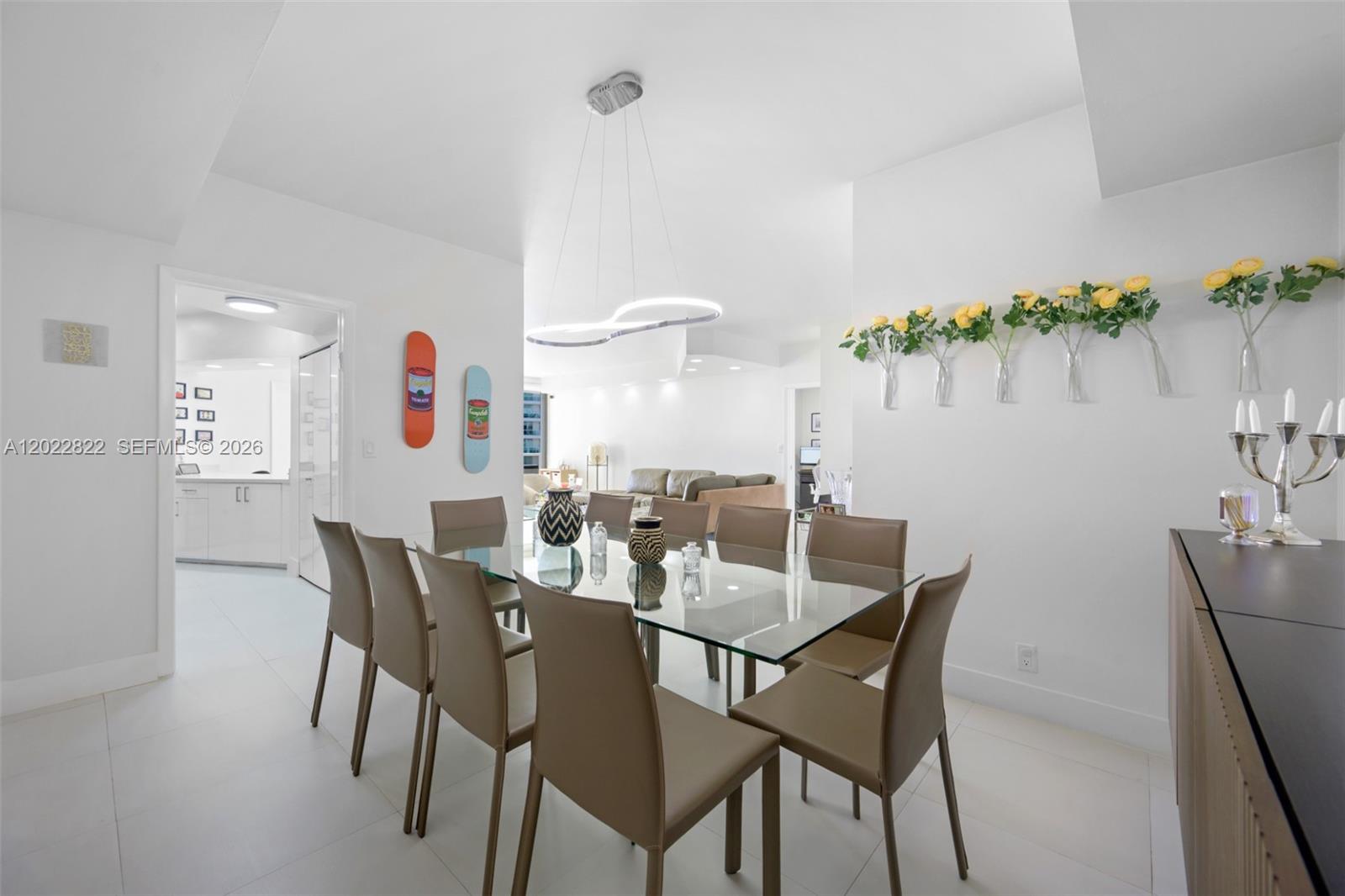 image Hamptons West4