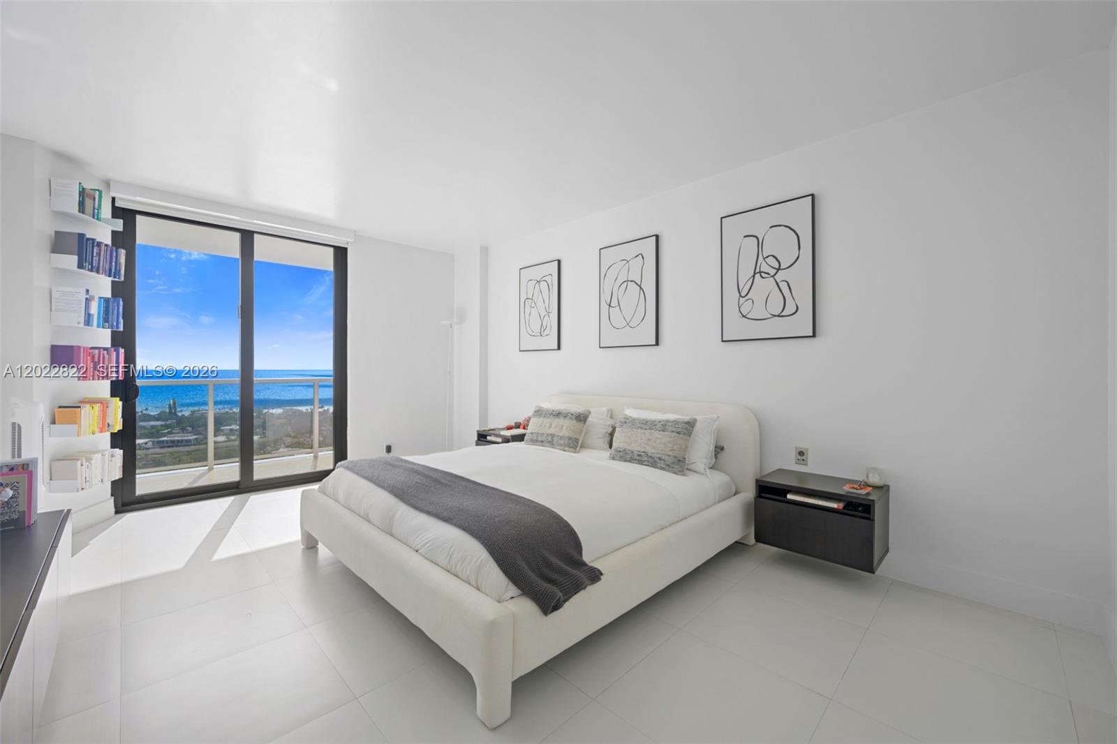 image Hamptons West6