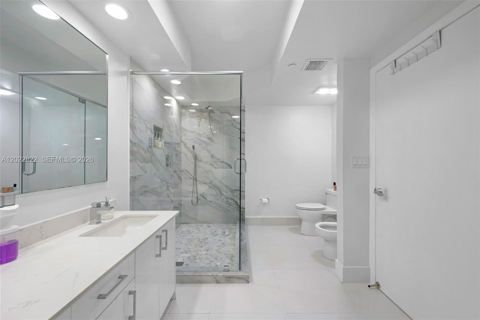 image Hamptons West7