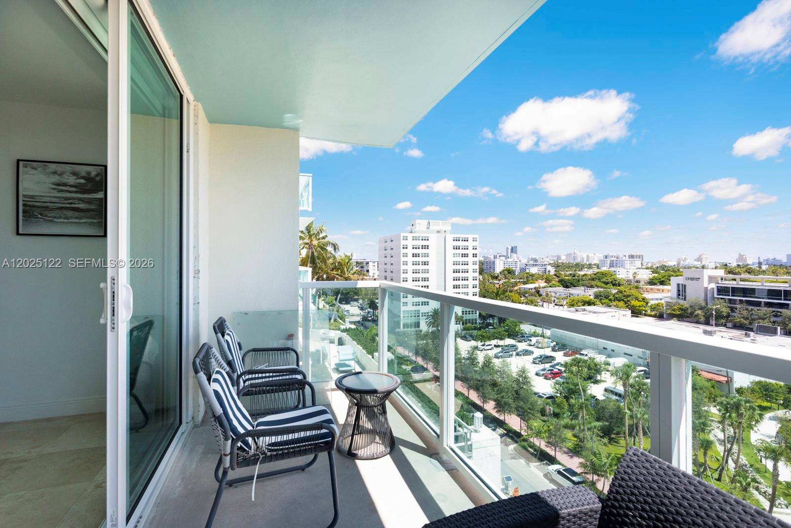 650 West Ave #906