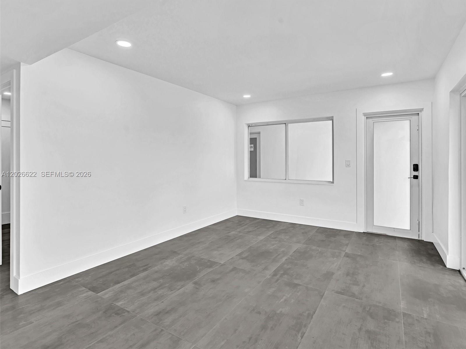11900 N Bayshore Dr #1-8 North Miami, FL 33181