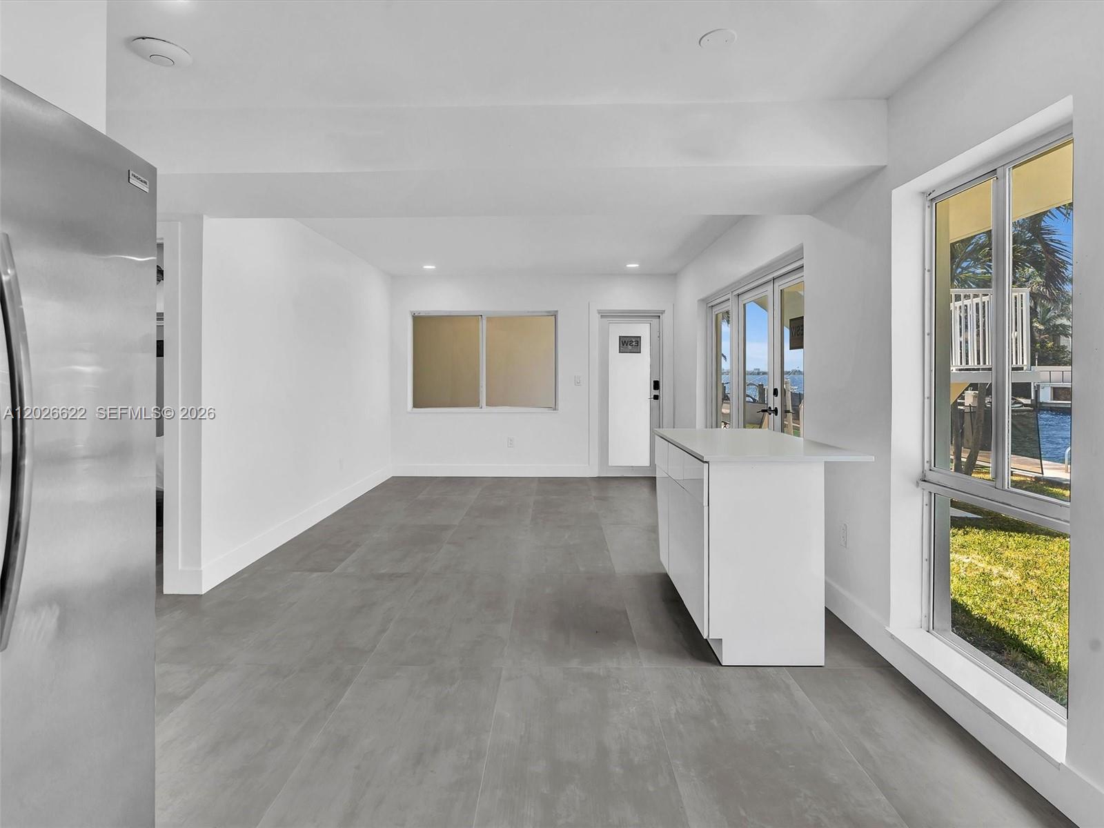 11900 N Bayshore Dr #1-8 North Miami, FL 33181
