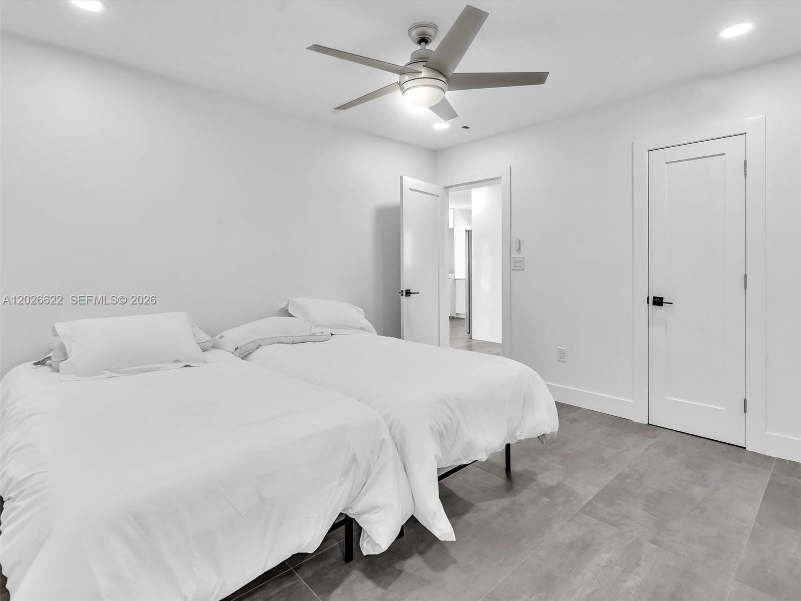 11900 N Bayshore Dr #1-8 North Miami, FL 33181