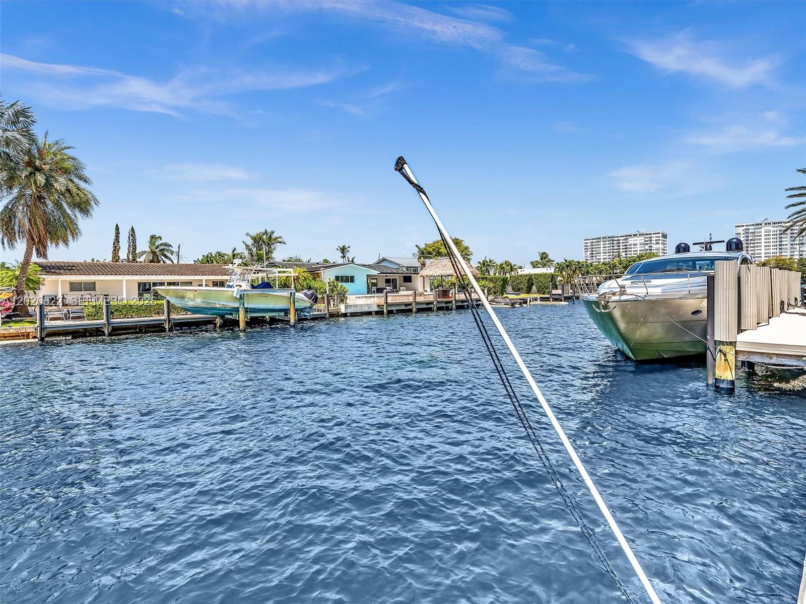 11900 N Bayshore Dr #1-8 North Miami, FL 33181